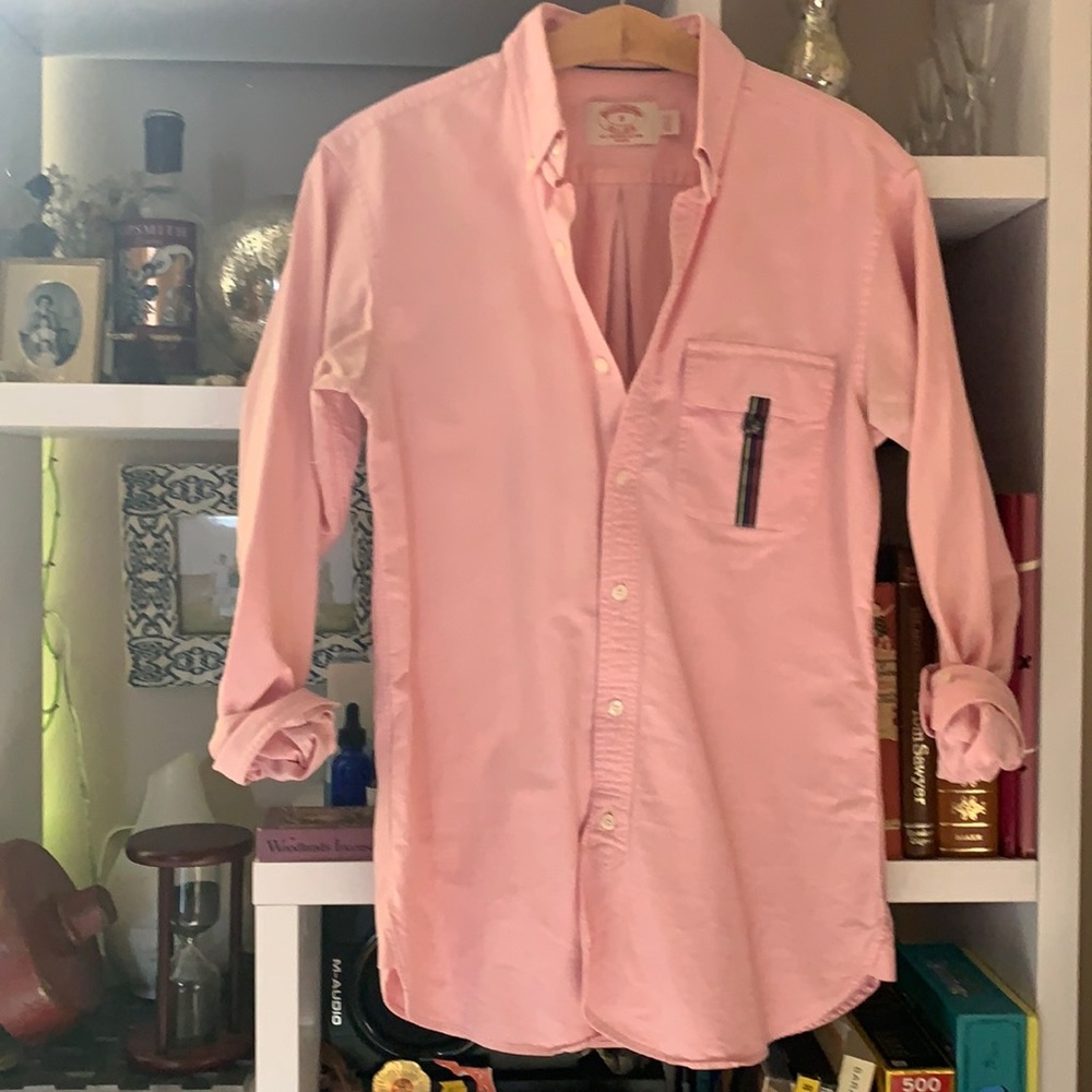 Brooks Brothers Oxford with Golden Fleece pocket detail